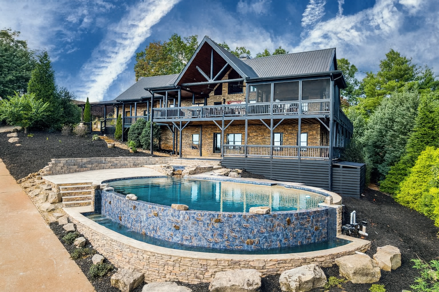 Lady Slipper Lodge